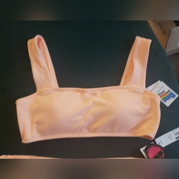 NWT Bikini 👙.Would set off a nice tan. $8 or 5 for $25 - Picture 3 of 4